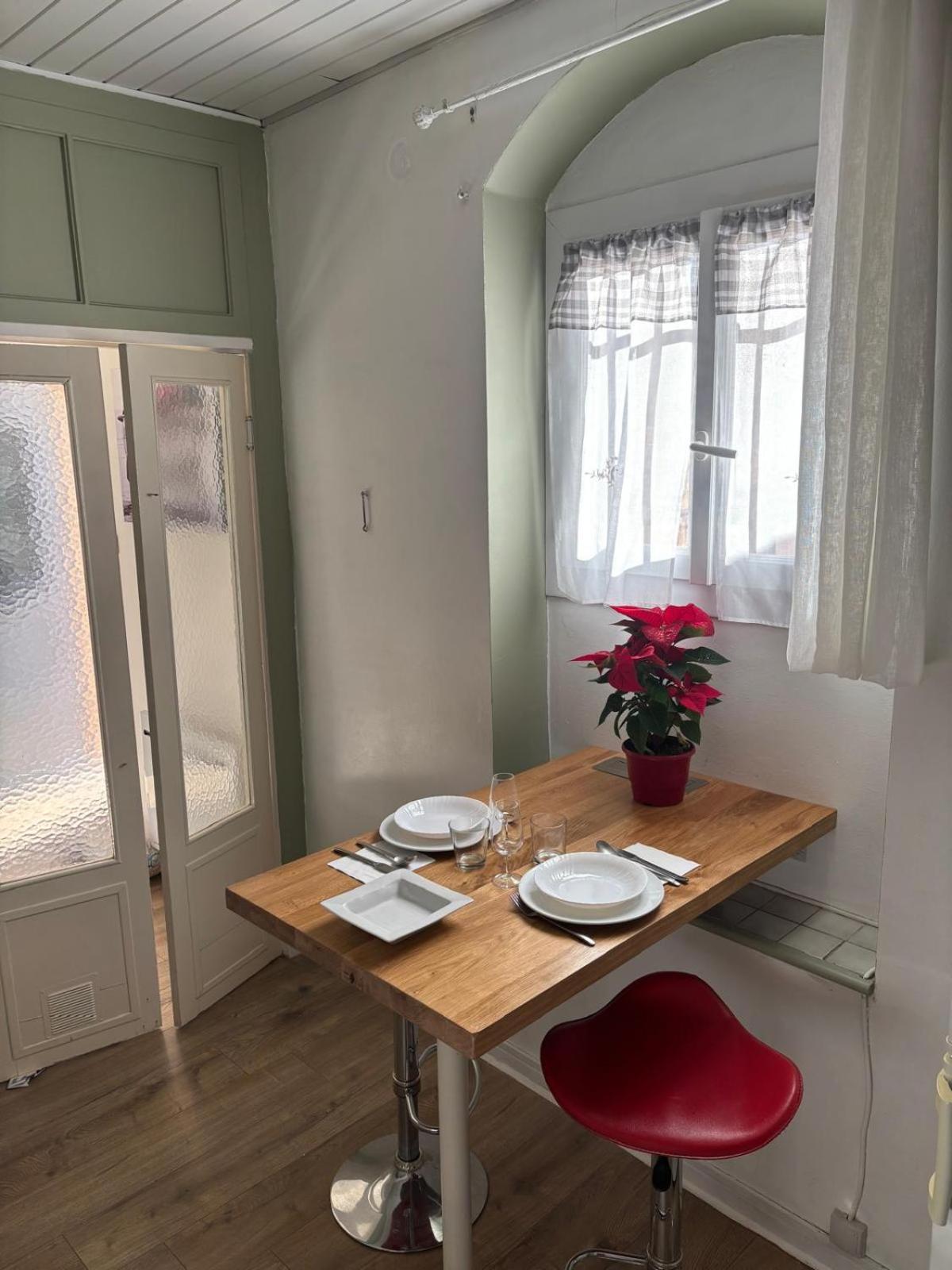 Appartement Central Des Terres Chaudes Proche Bord De Mer Ментона Екстериор снимка